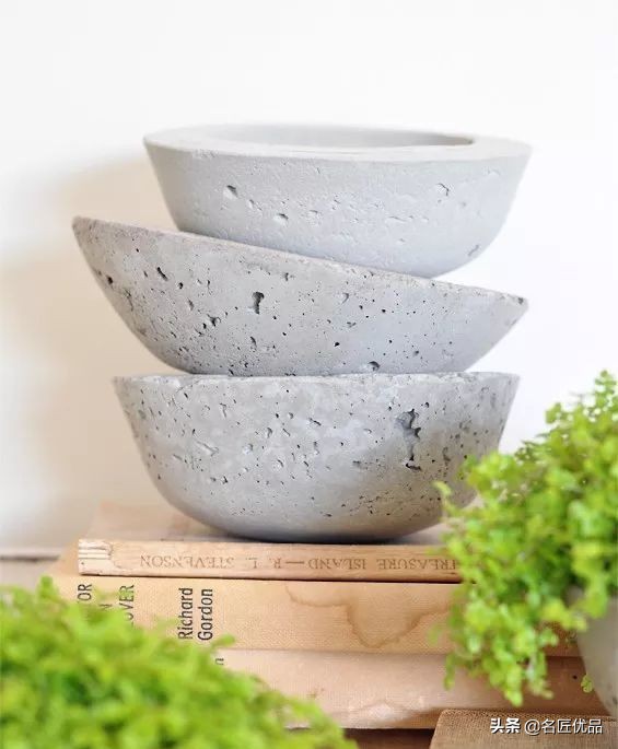 塑料旧手套,新买的手套被塑料和铁连在一起