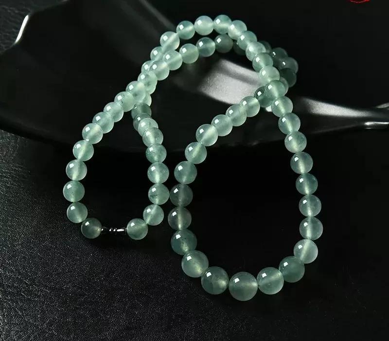 为什么年轻人喜欢买奢侈品,为什么年轻人爱买二手奢侈品