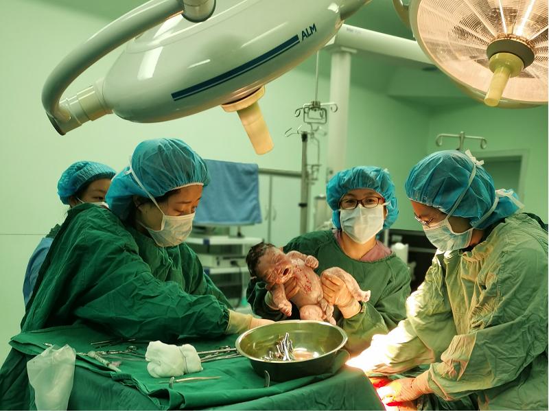 妇幼春节我在岗视频,妇产医院春节我在岗