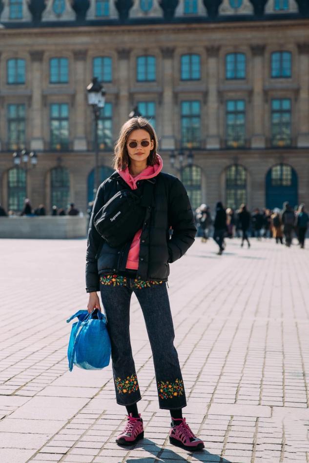 为什么你穿“黑色”的大衣显老气？原一是靴子，原二是内搭