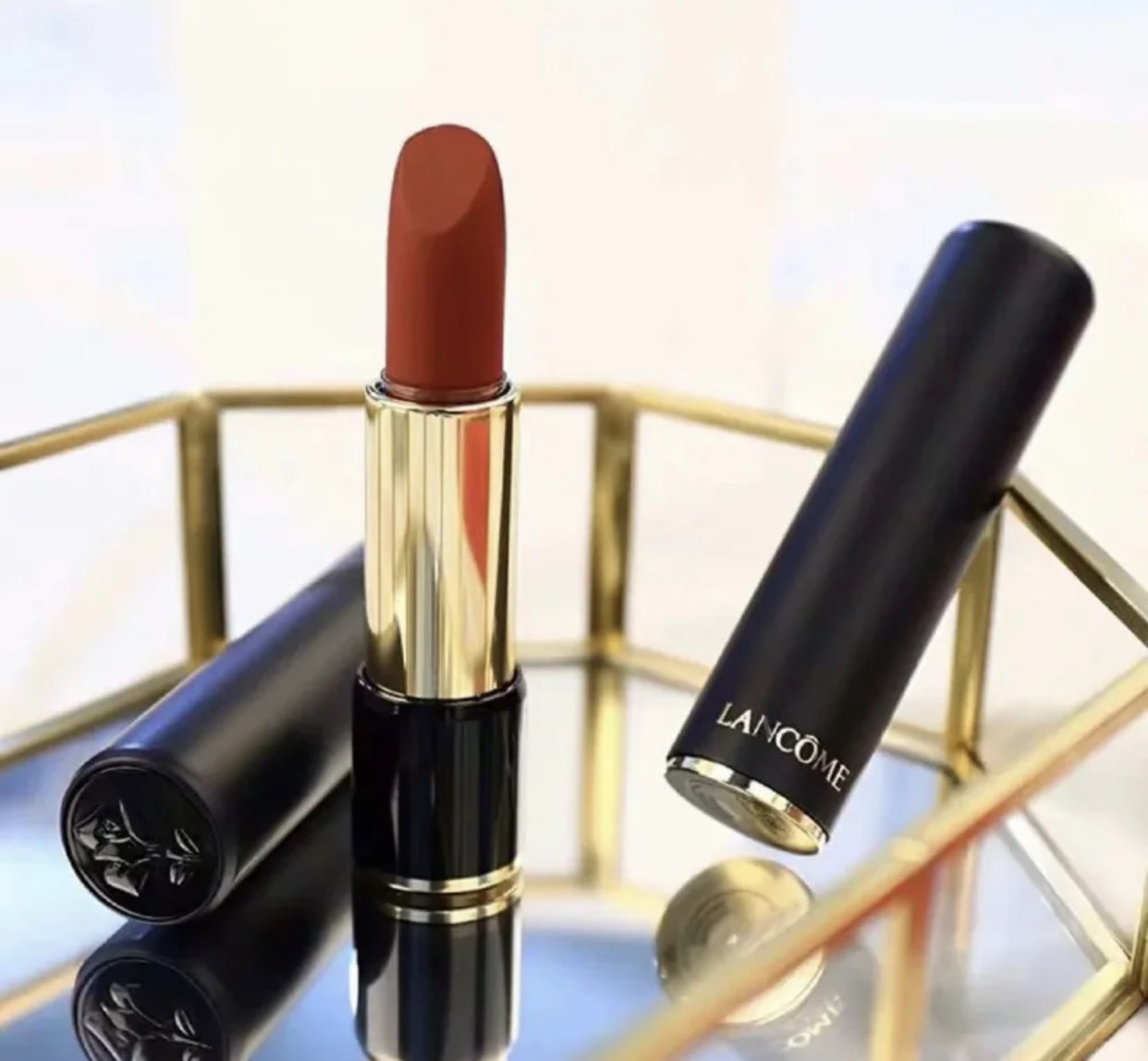 第一眼就惊艳的口红视频,口红推荐排行榜前十名ysl