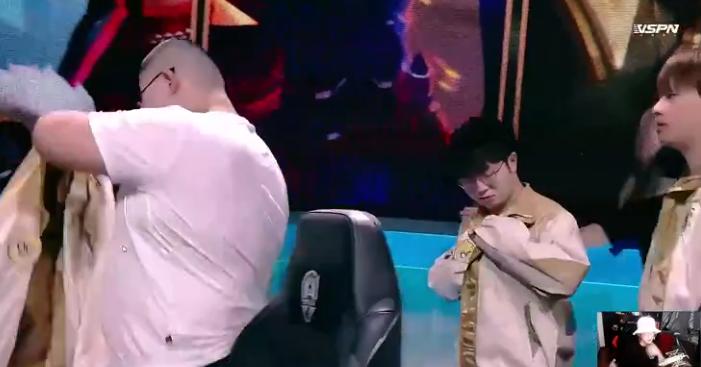 qg打mtg寒夜解说,寒夜连麦贝克曼