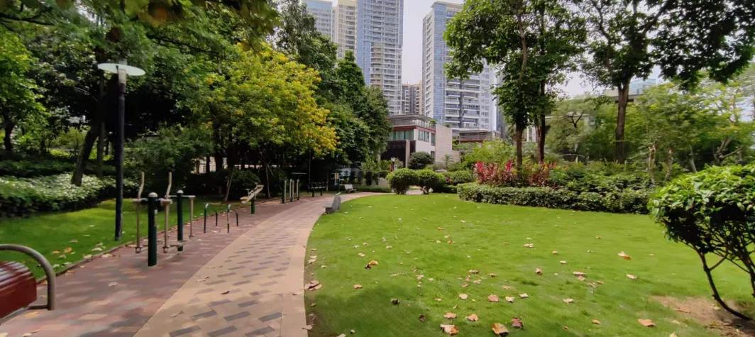 广州万科金域蓝湾与御金沙哪个好,御金沙和金域蓝湾哪个好