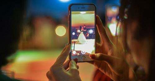 50%青年选择“双卡双待”,主副业两手抓,副业如何选择?