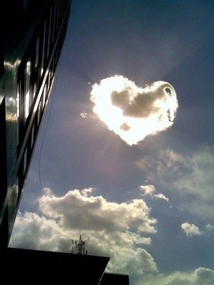 既要上班挣钱还得操心孩子学习,既要赚钱养家还照顾孩子妈妈