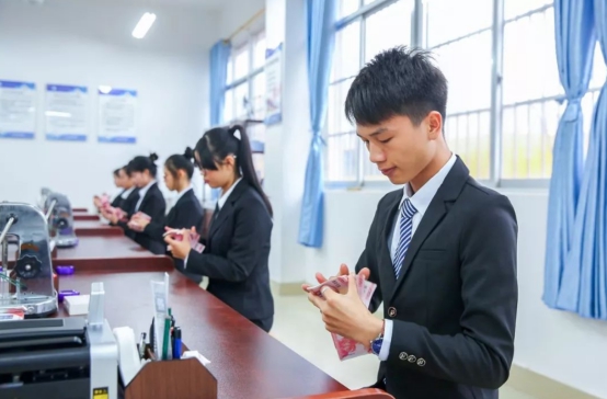 会计比较强的大学有哪些,会计学比较好的大学