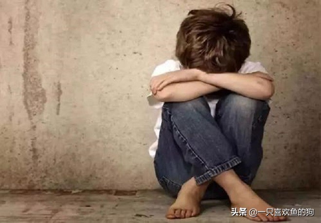 刻在骨子里的自卑：总感觉自己什么都不配