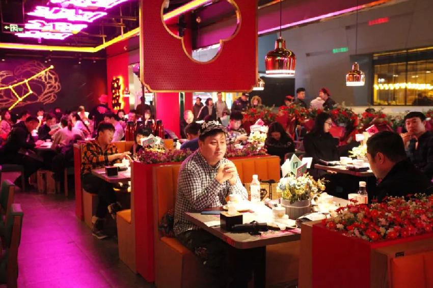 国内前十名肉蟹煲品牌,肉蟹煲有多暴利