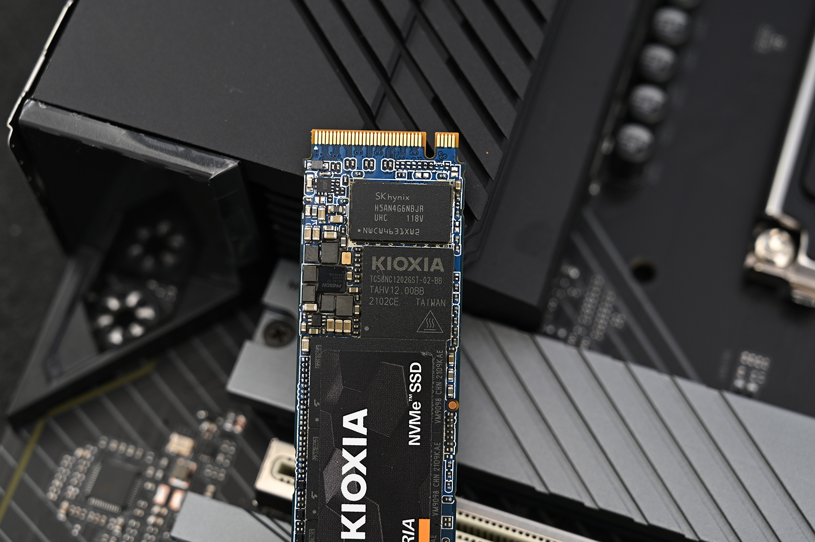 ssd铠侠rc10评测,固态硬盘铠侠rc10