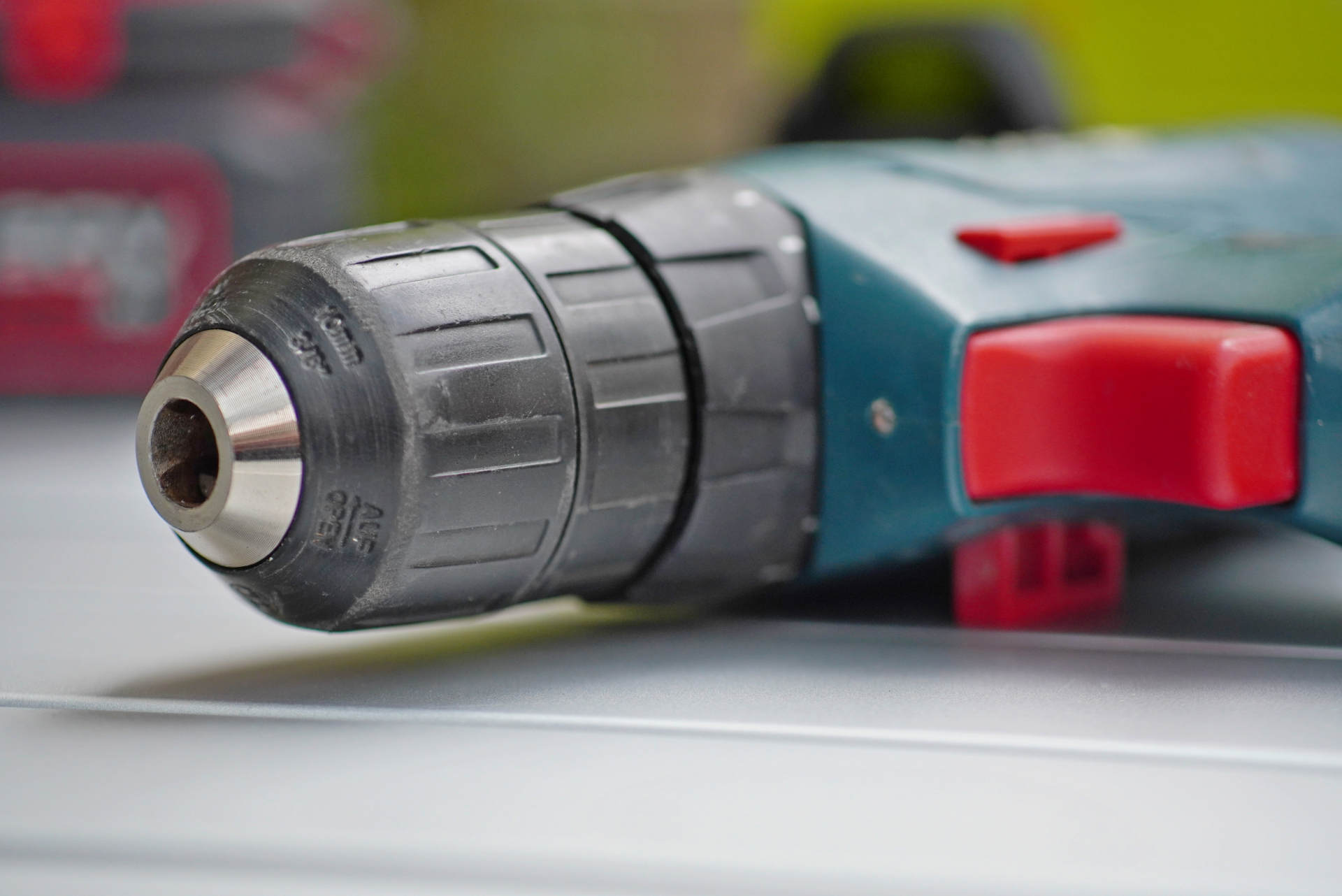 孔对准，“枪”握牢！从3V-20V，钢铁直男的电动玩具