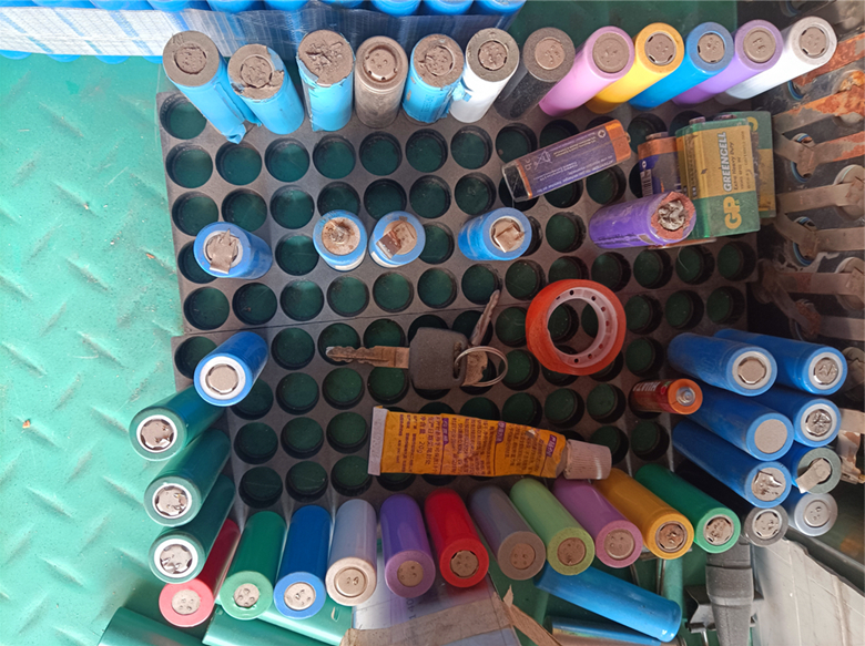 电瓶充电器修复和正常充电的区别,铅酸电瓶能使用修复充电器修复吗