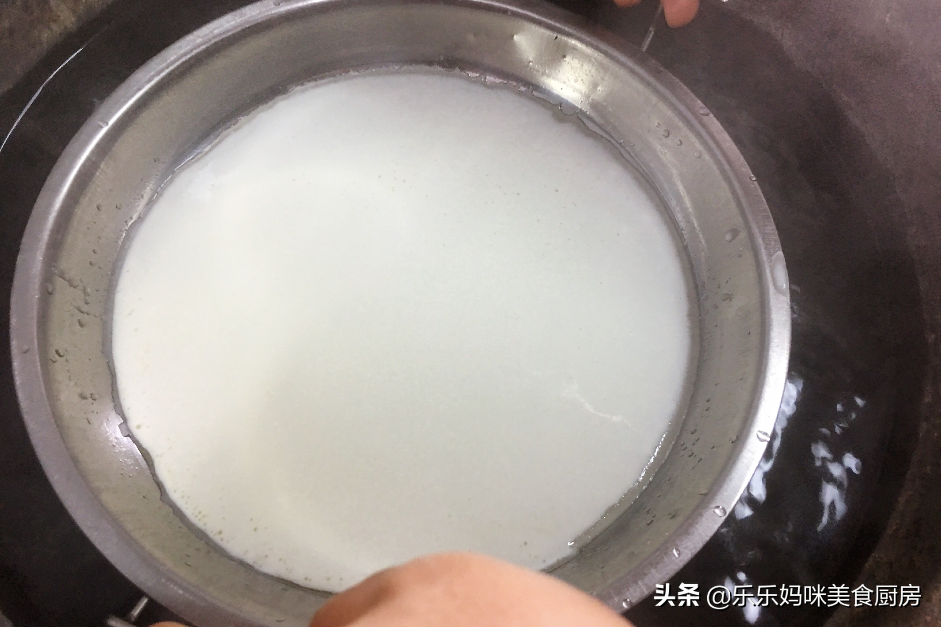 在家蒸凉皮揭不下来怎么回事,怎么蒸凉皮又薄又筋道