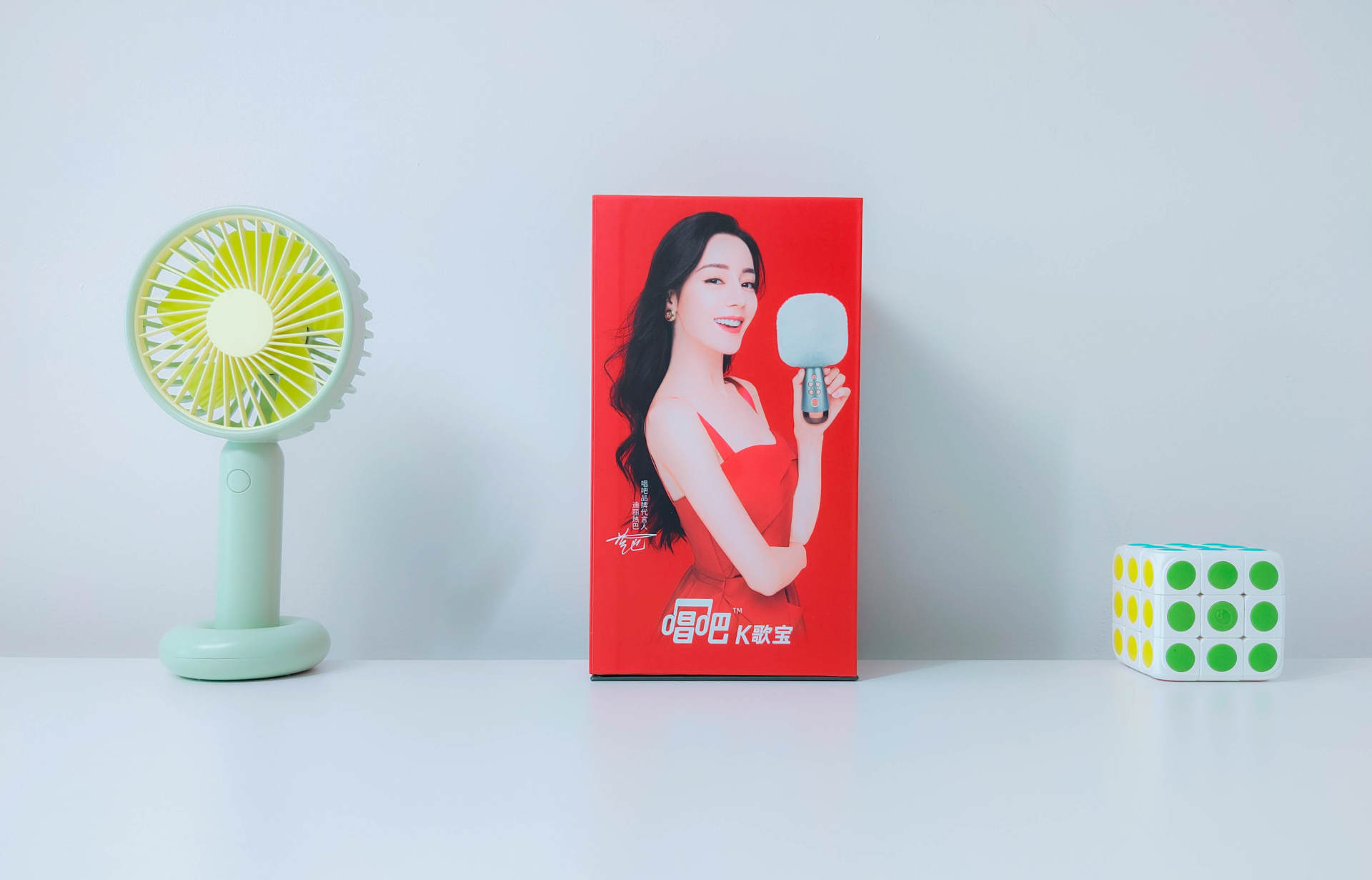 热巴同款,唱吧K歌宝小巨蛋麦克风G2MAX评测:头大声音好+随身KTV