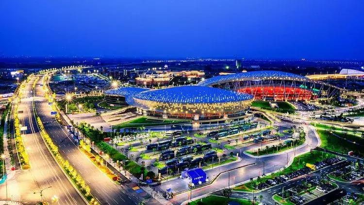 杨千嬅演唱会肇庆站几点入场,杨千嬅演唱会深圳几个小时结束