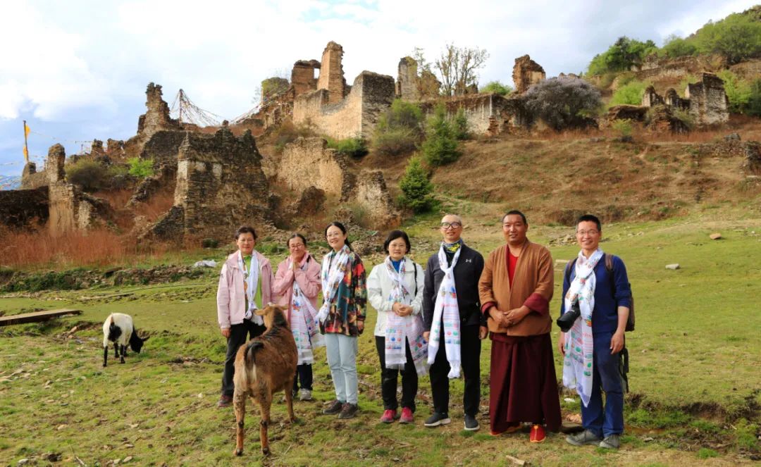 洛克徒步木里到稻城翻的是哪座山,秘境四川甘孜