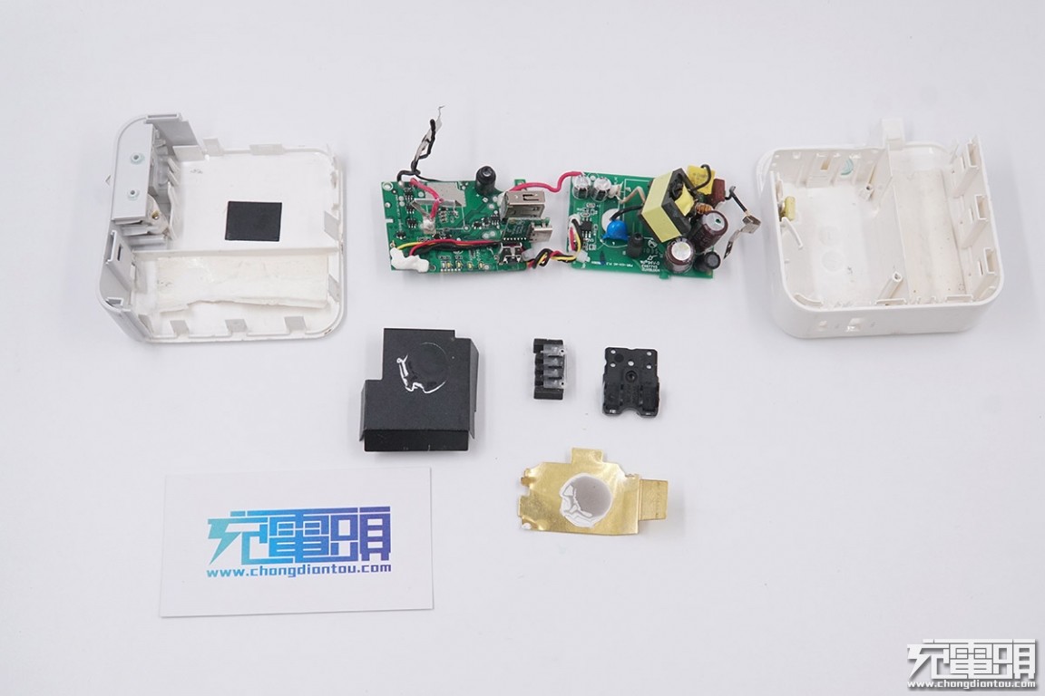 拆解华为5000mah充电宝,拆解60000ma充电宝