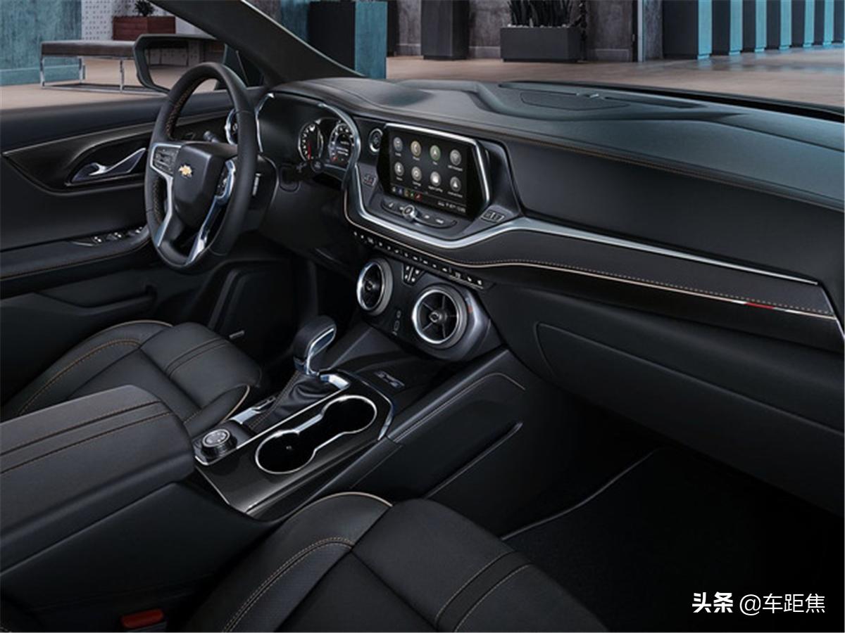 雪佛兰全新blazer加长版现身海外,2019款雪佛兰blazer5座