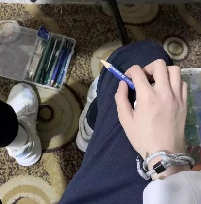 备注网名沙雕,小众特别的昵称情侣备注