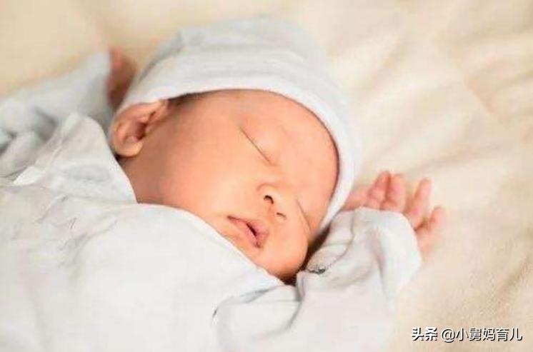 宝宝一放下就醒需要安抚奶嘴吗,宝宝一放下就要吃奶