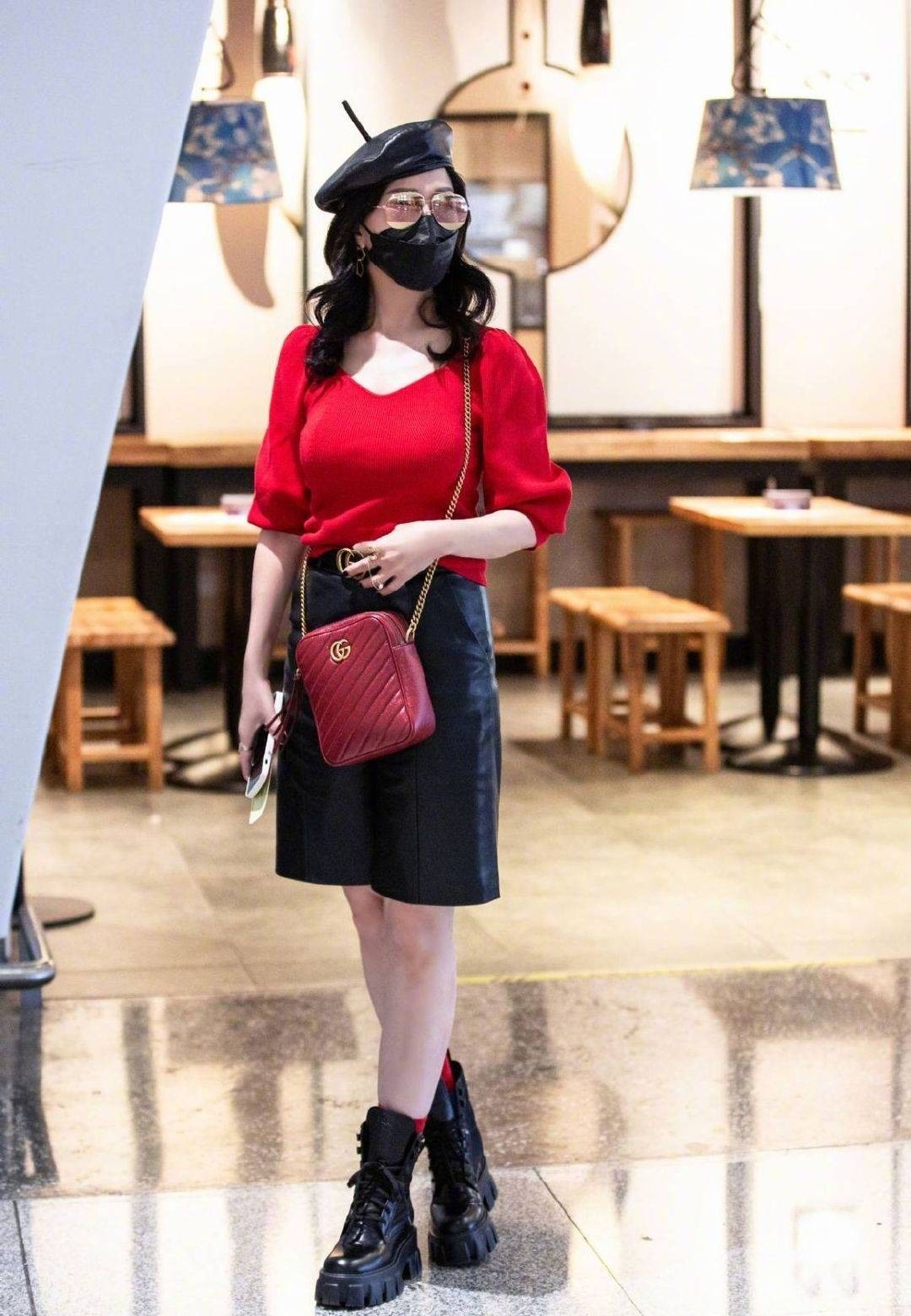 洋气短裤马丁短靴,短裤短靴明星