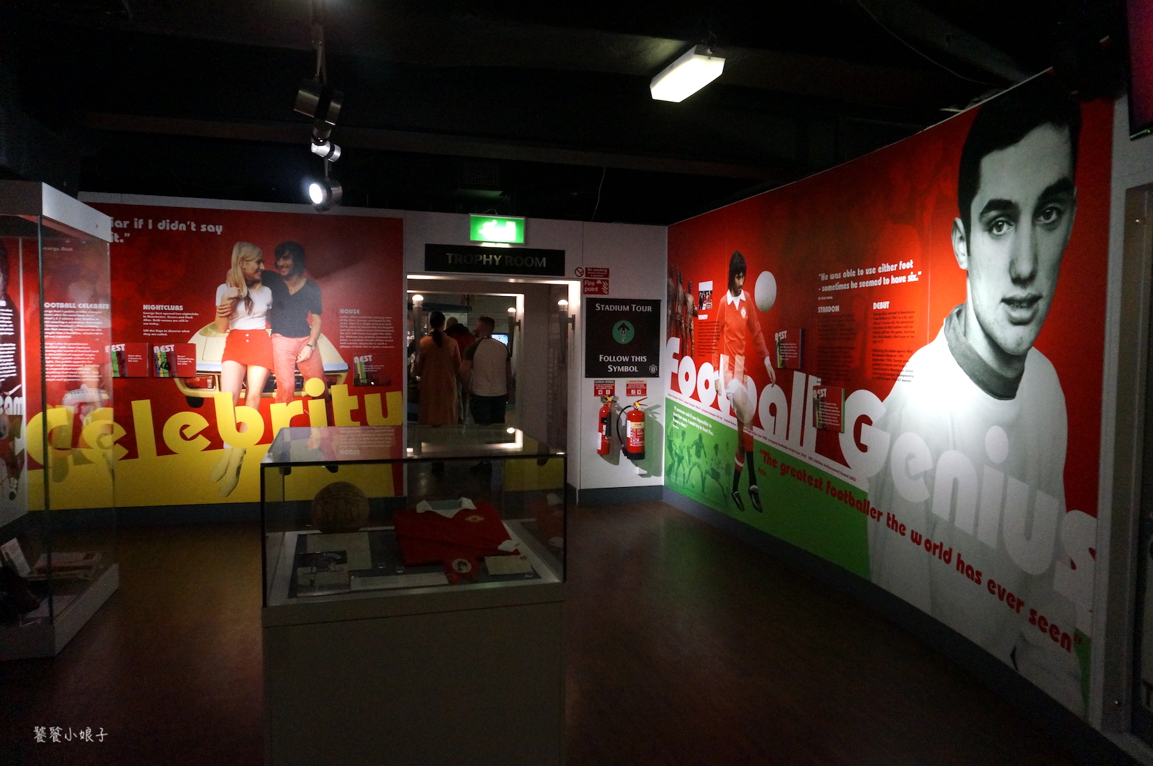 c罗重返曼联穿几号球衣,探秘更衣室