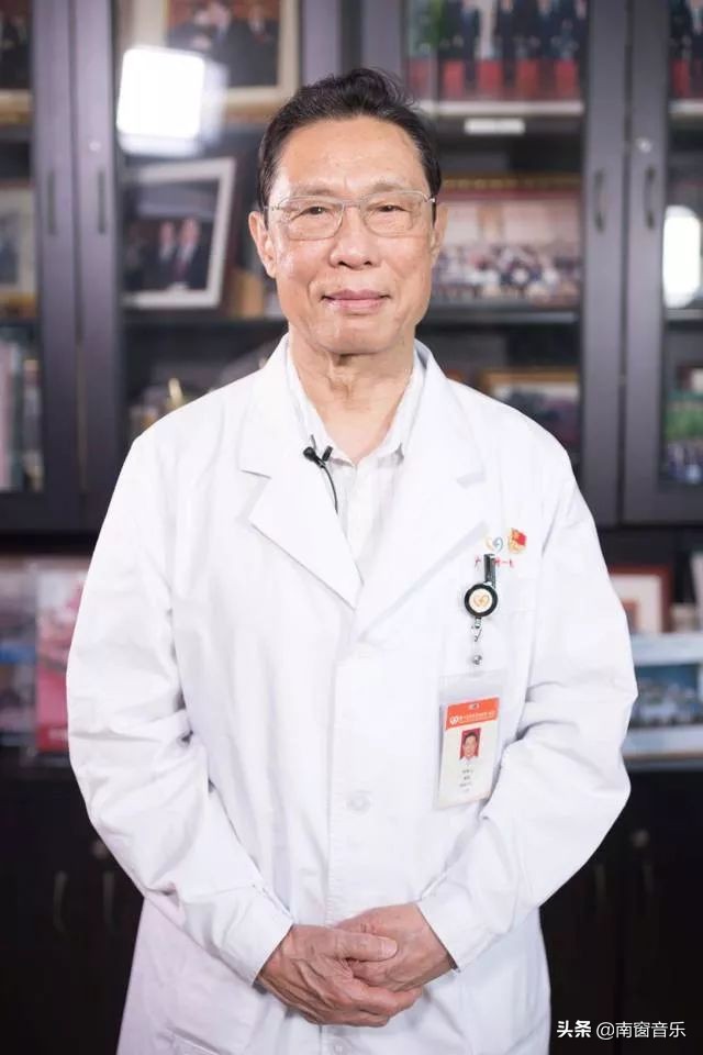 钟南山英雄人物介绍,钟南山英雄介绍