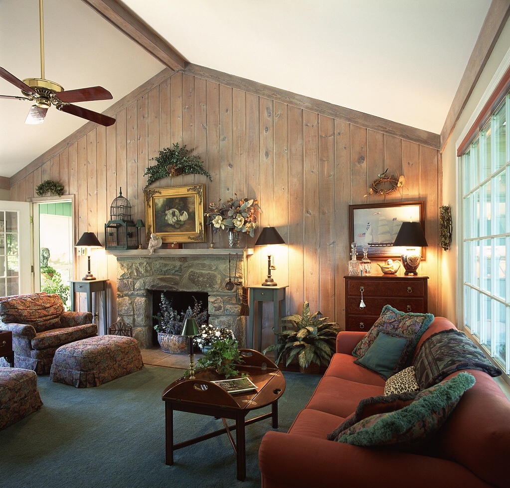 隔音效果太差了经常被楼下吵醒,房间隔音差半夜被吵醒怎么改善