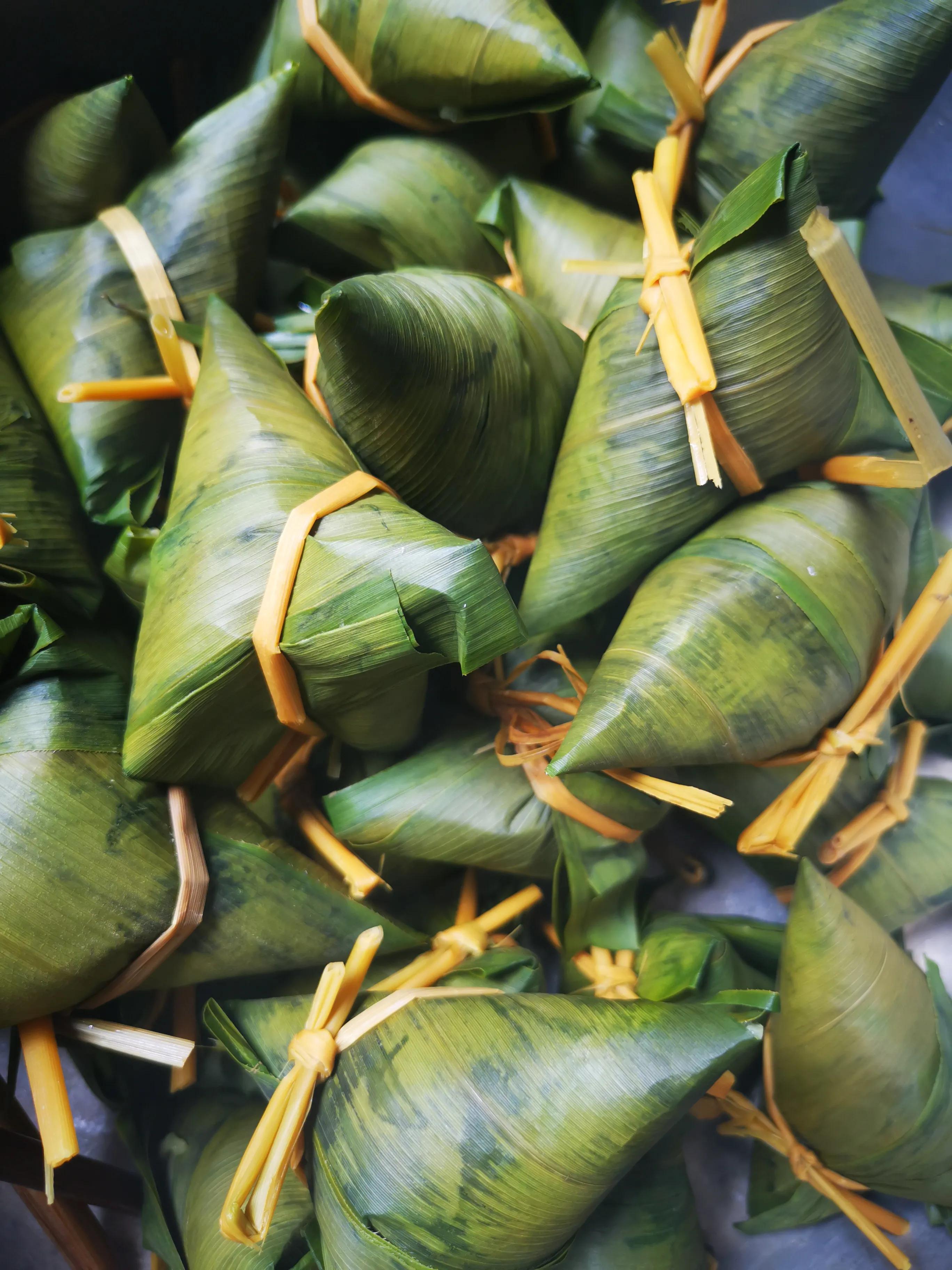 一年四季包粽子卖能挣钱吗,在家包粽子去街上卖能挣多少钱