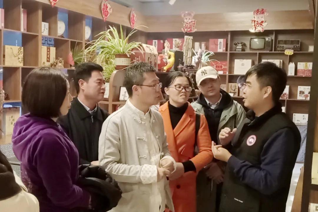 鍒濆績浼氬垱濮嬩汉鐜嬫尯,鍒濆績浼氬垱濮嬩汉鐜嬫尯绁栫睄