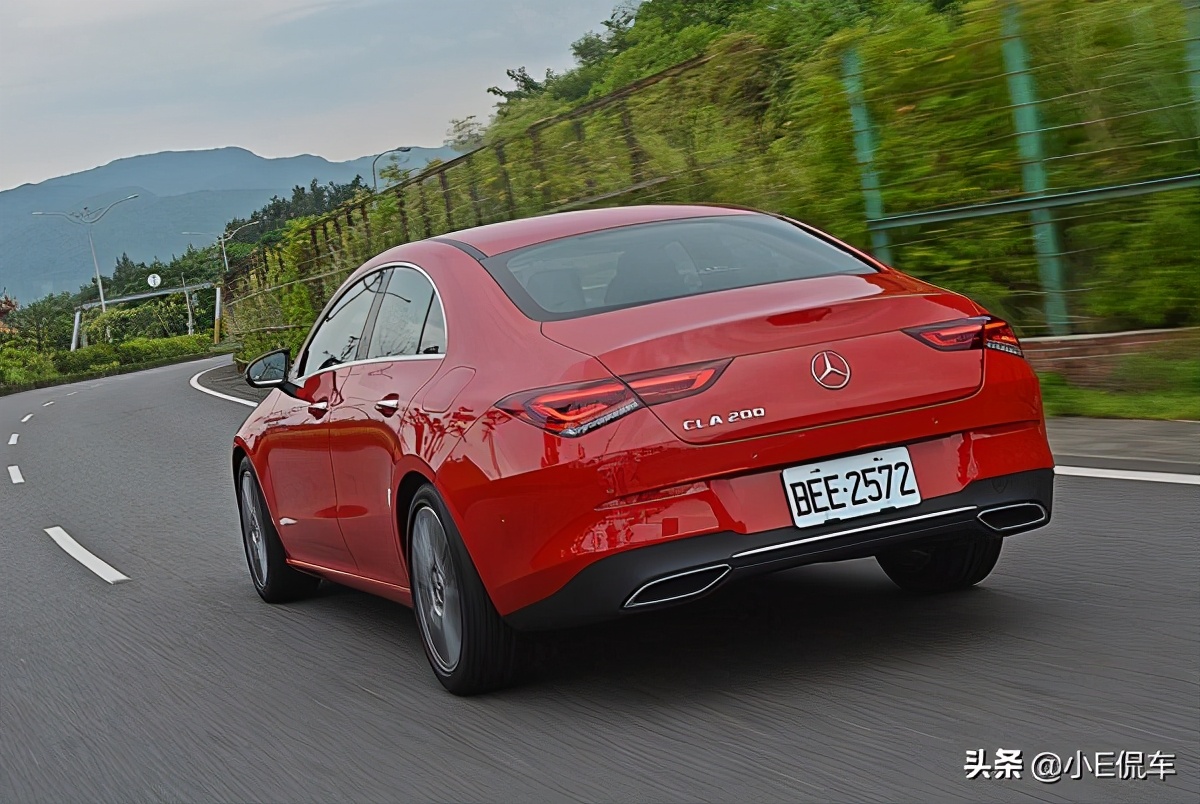 奔驰cla200动感和时尚的区别,新款奔驰cla200试驾视频