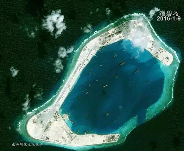 杨颖黎族海岛素颜照,海岛素颜照