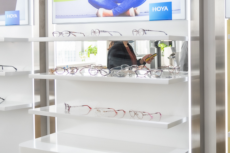 豪雅抗疲劳近视镜片需要定制吗,豪雅抗疲劳眼镜