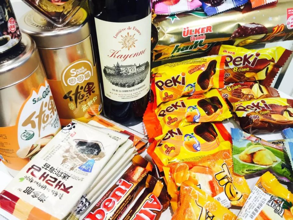 深圳一师奶总结了香港扫年货攻略，超实用