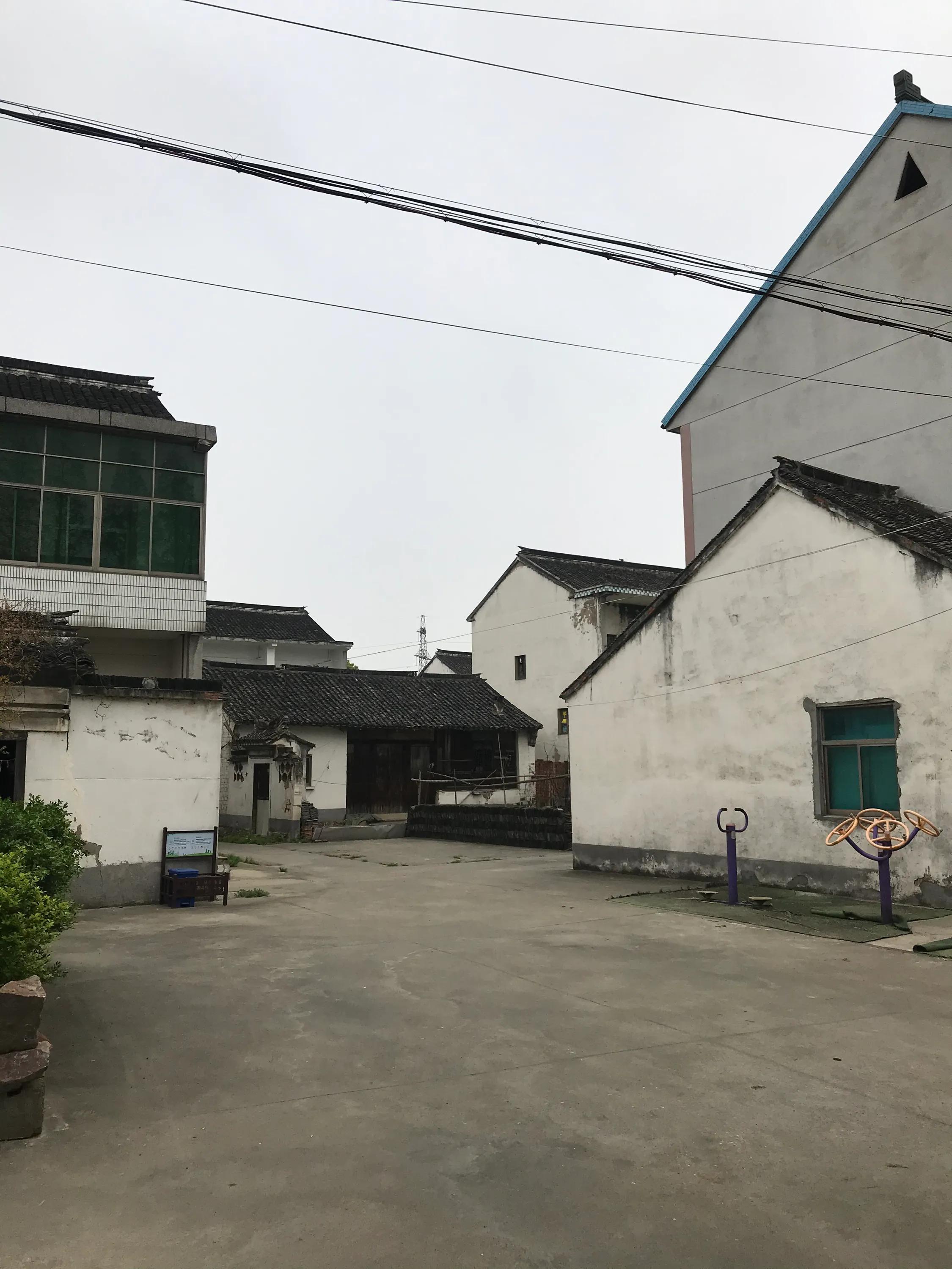 苏州吴江震泽八都,吴江区震泽八都贯桥社区