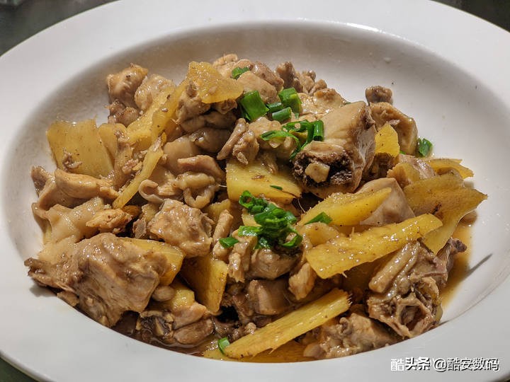 谷歌pixel4,pixel4xl最大亮度