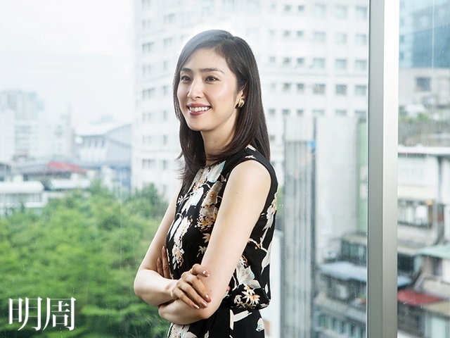 50后女神林青霞,66岁的林青霞状态真好