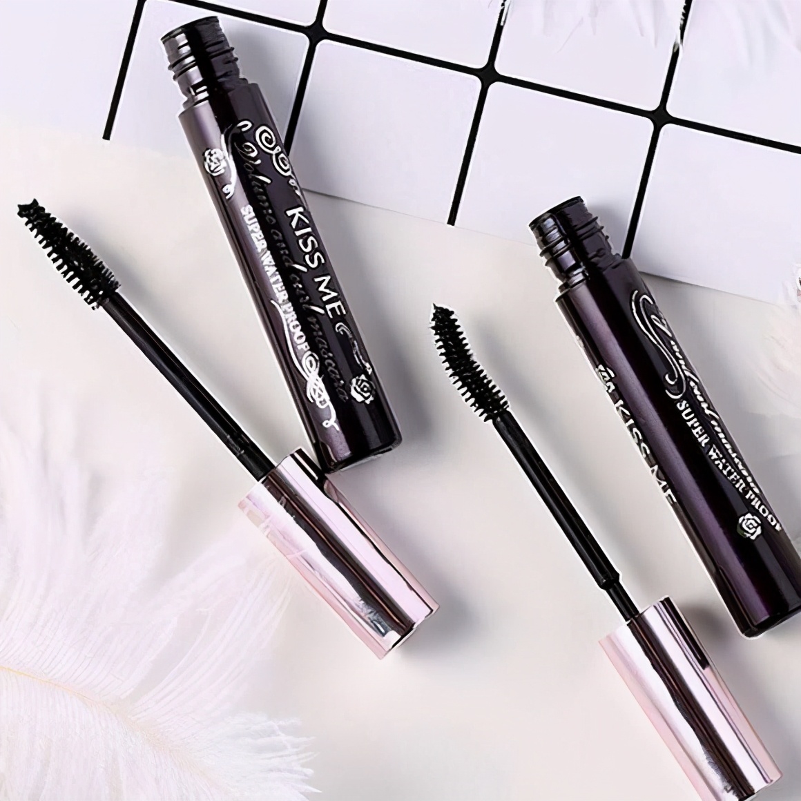 兰瑟睫毛膏纤长浓密卷翘根根分明,最新款兰瑟睫毛膏