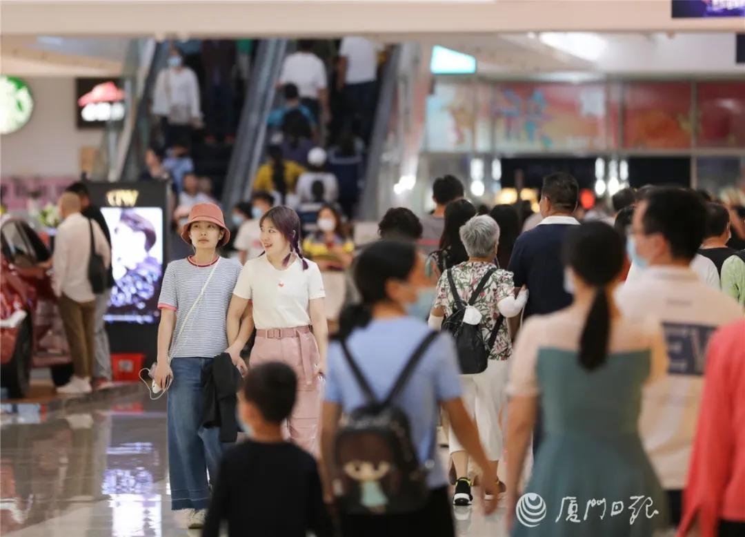 厦门夜市公园夜间美景和文化体验,厦门魅力夜游