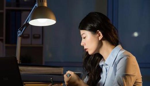 怎么根治头皮长痘的方法,如何解决头皮长痘