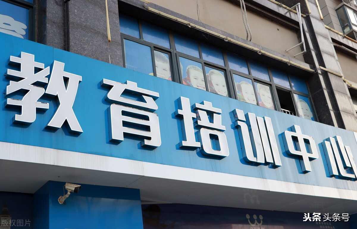 电工如何月入过万,干什么电工月入过万