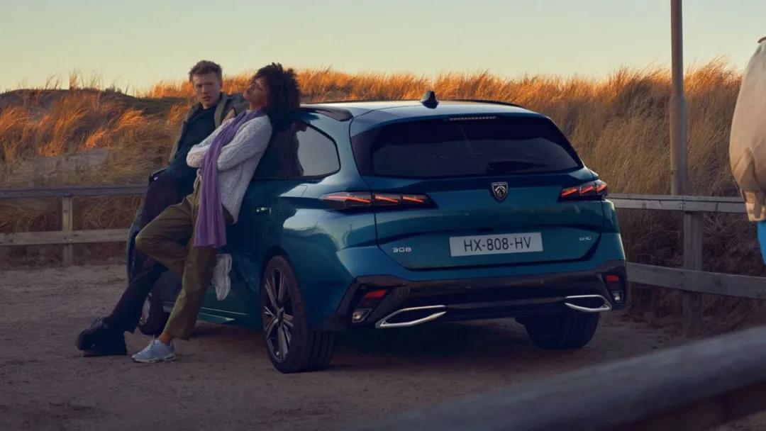 标致3082022款中国上市,标致全新308sw内饰