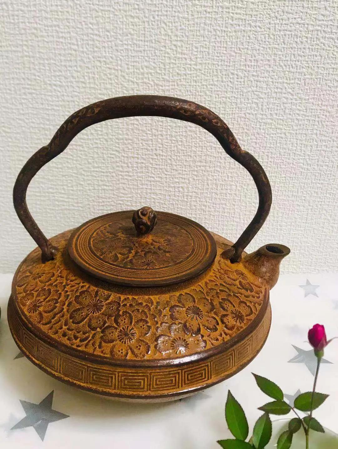 鍝佽棌绱爞,鍝佽棌鑼跺彾