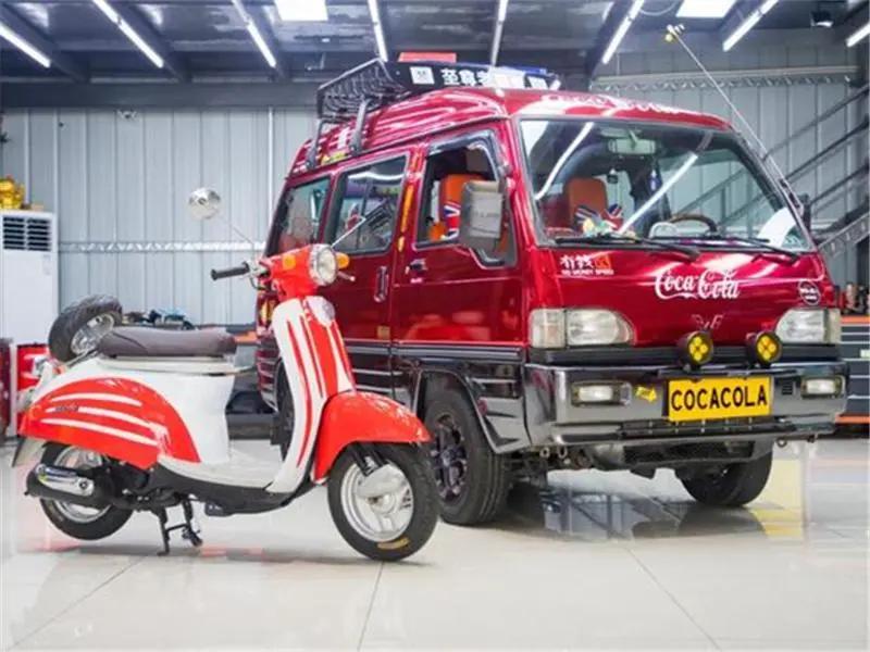 五菱神车和宾利,可口可乐五菱神车