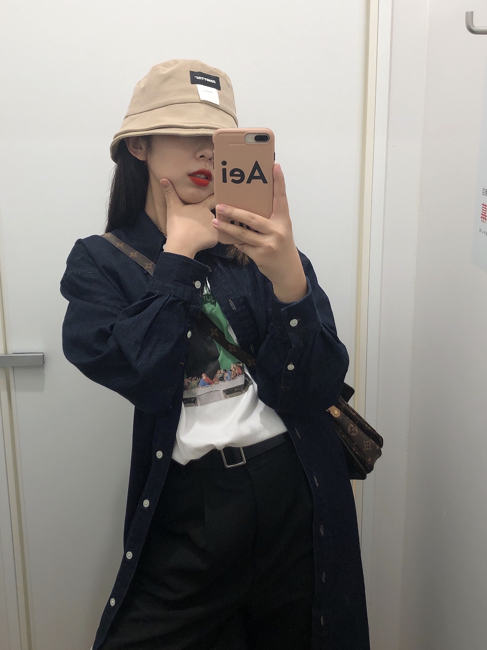 优衣库u系列2022女装哪款值得买,12件优衣库秋冬u系列测评8套搭配