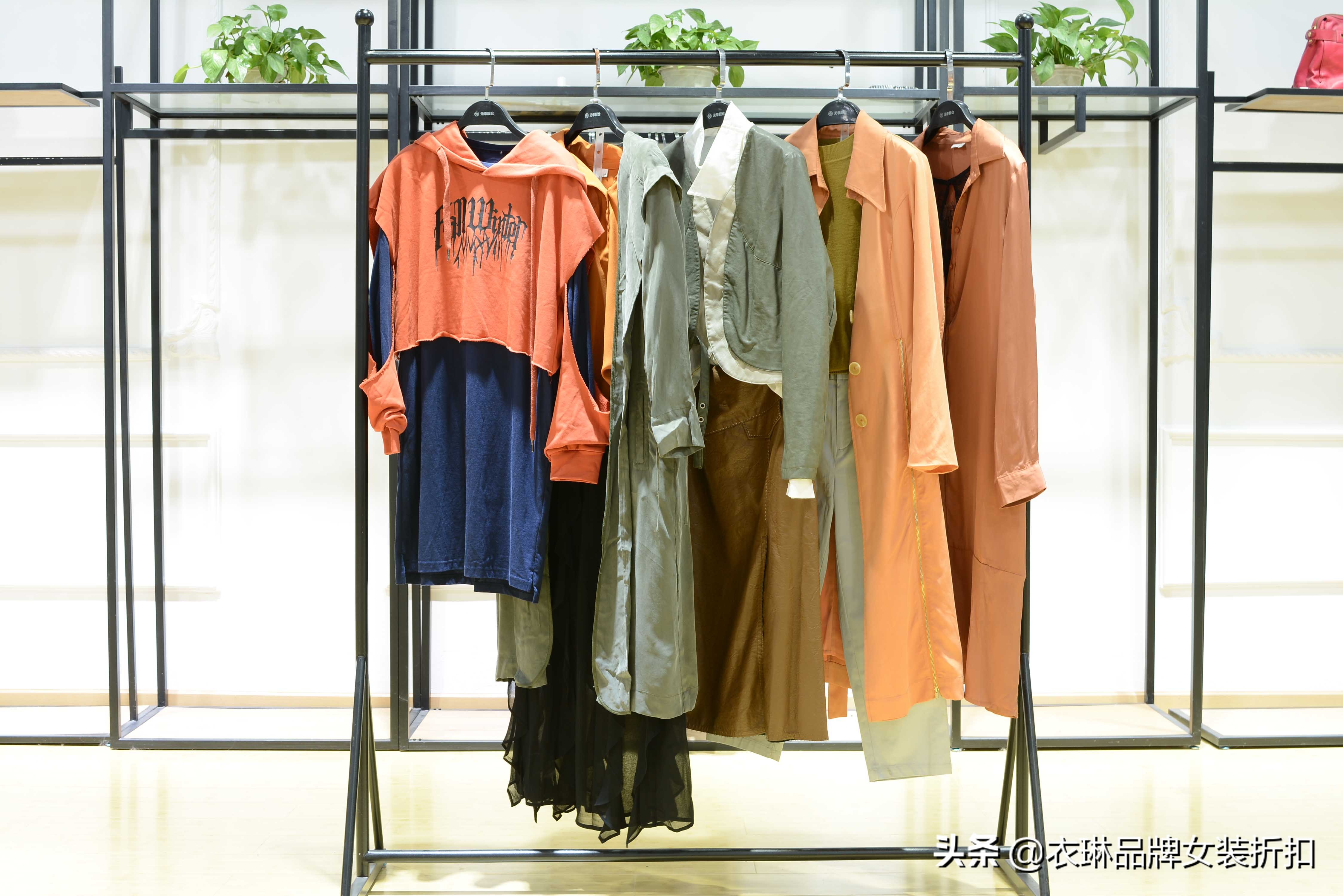 男装品牌尾货批发一手货源,怎么找尾货批发一手货源