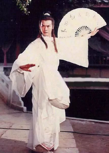 古龙武侠十大男主,我们一起追过金庸的武侠男神