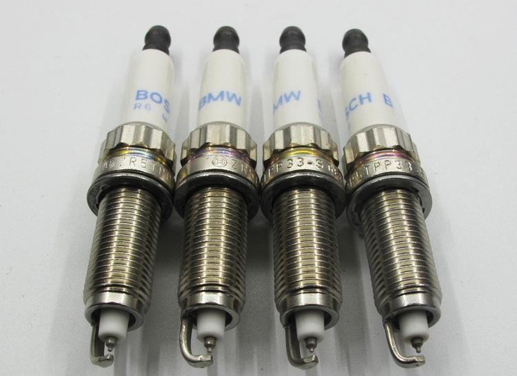 经常跑市区影响火花塞使用寿命,不同材质的火花塞使用里程