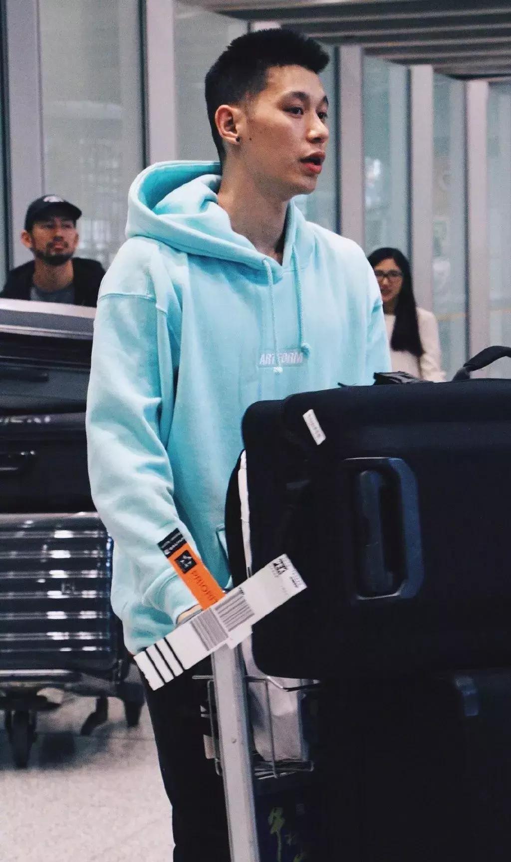 林书豪特步见面会,林书豪签约意向