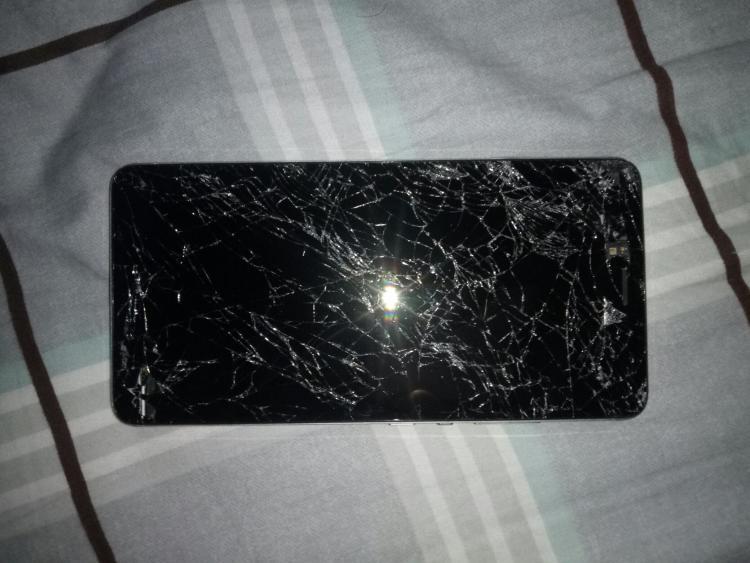 华为手机边框划痕真的能修复吗,华为mate30pro屏幕划痕怎么修复