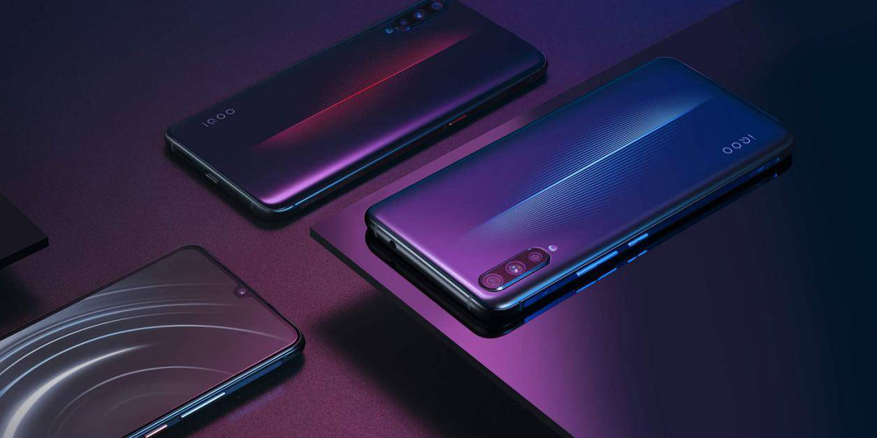 为什么iqoo手机充电发热,iqoo可以充电玩手机吗